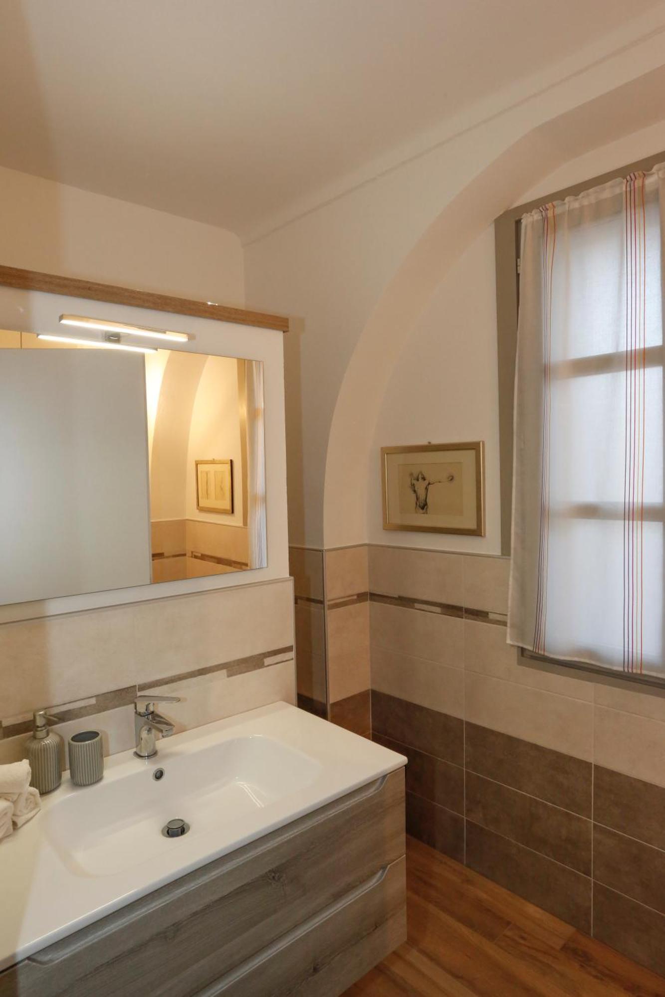 Via Roma Guest House Cherasco Exterior photo
