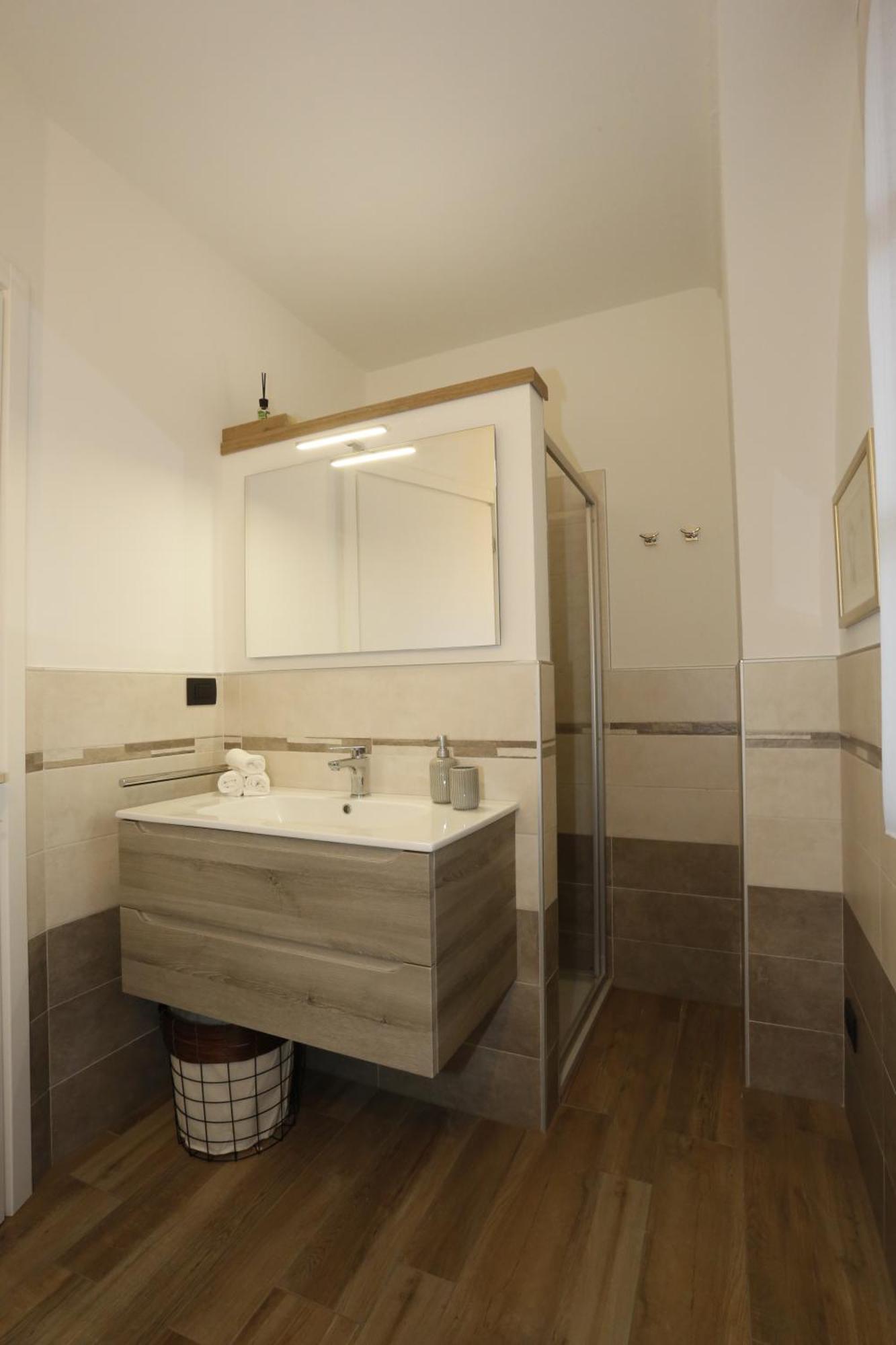 Via Roma Guest House Cherasco Exterior photo