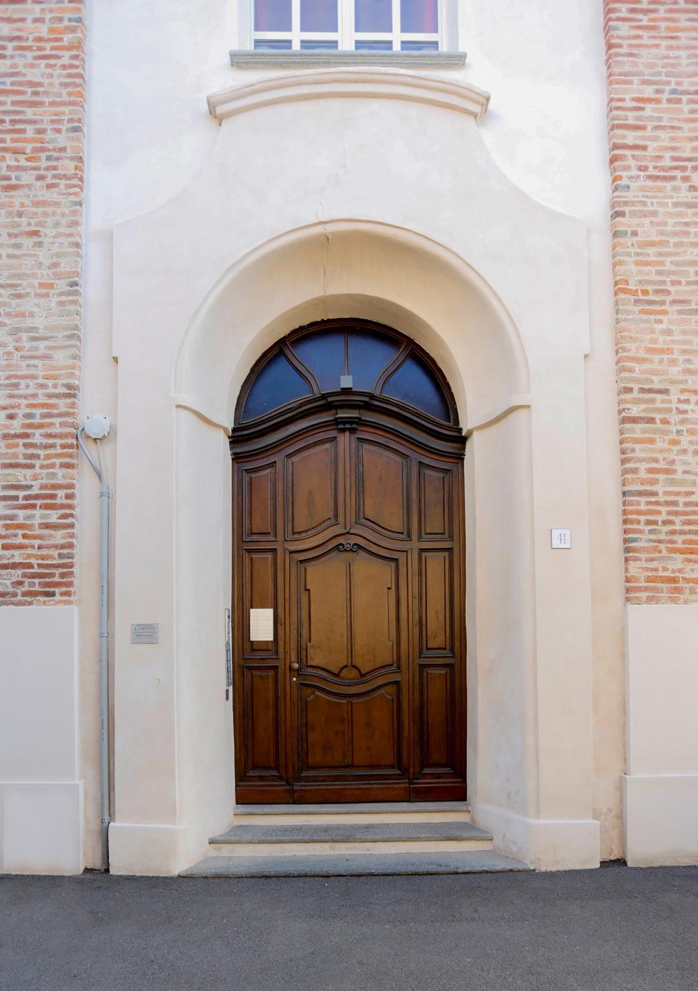 Via Roma Guest House Cherasco Exterior photo