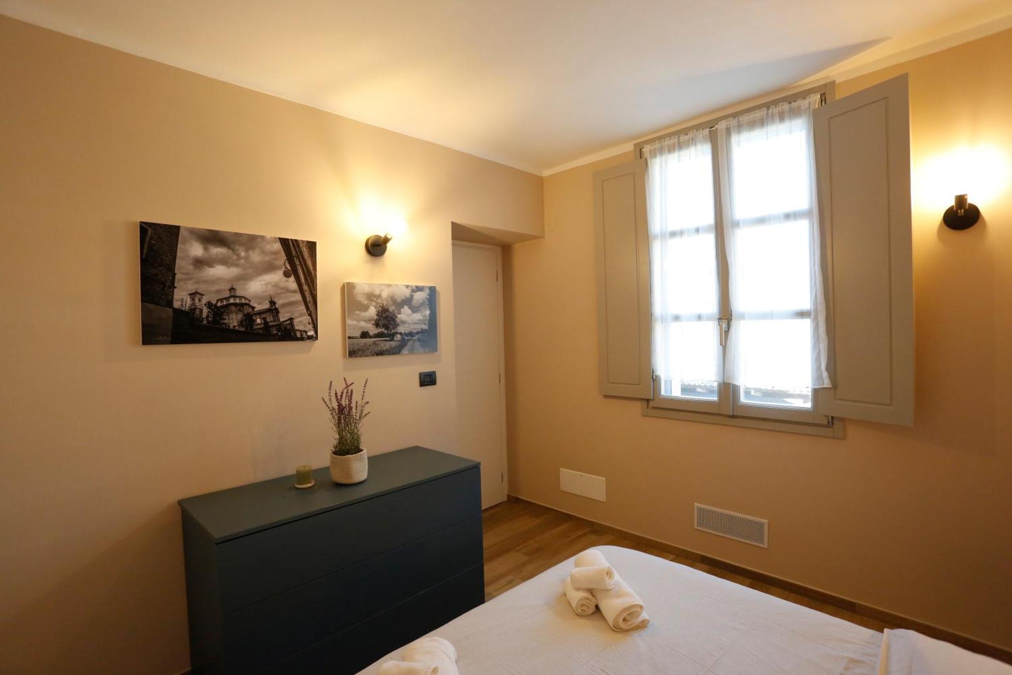 Via Roma Guest House Cherasco Exterior photo